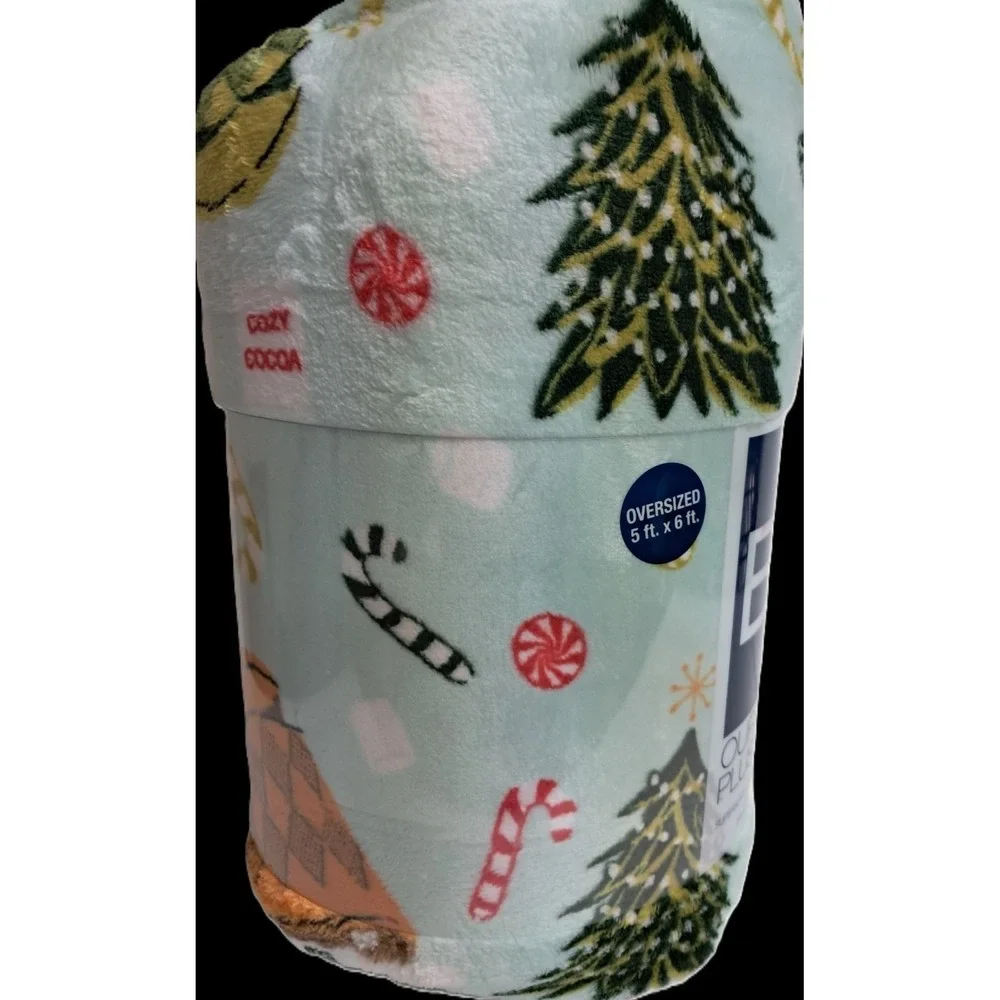 Christmas Plush Throw Blanket 5' x 6', Soft and Cozy, Snowmen and Coco‎ cups